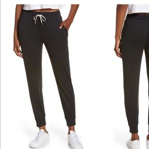 Vuori Halo Performance Jogger